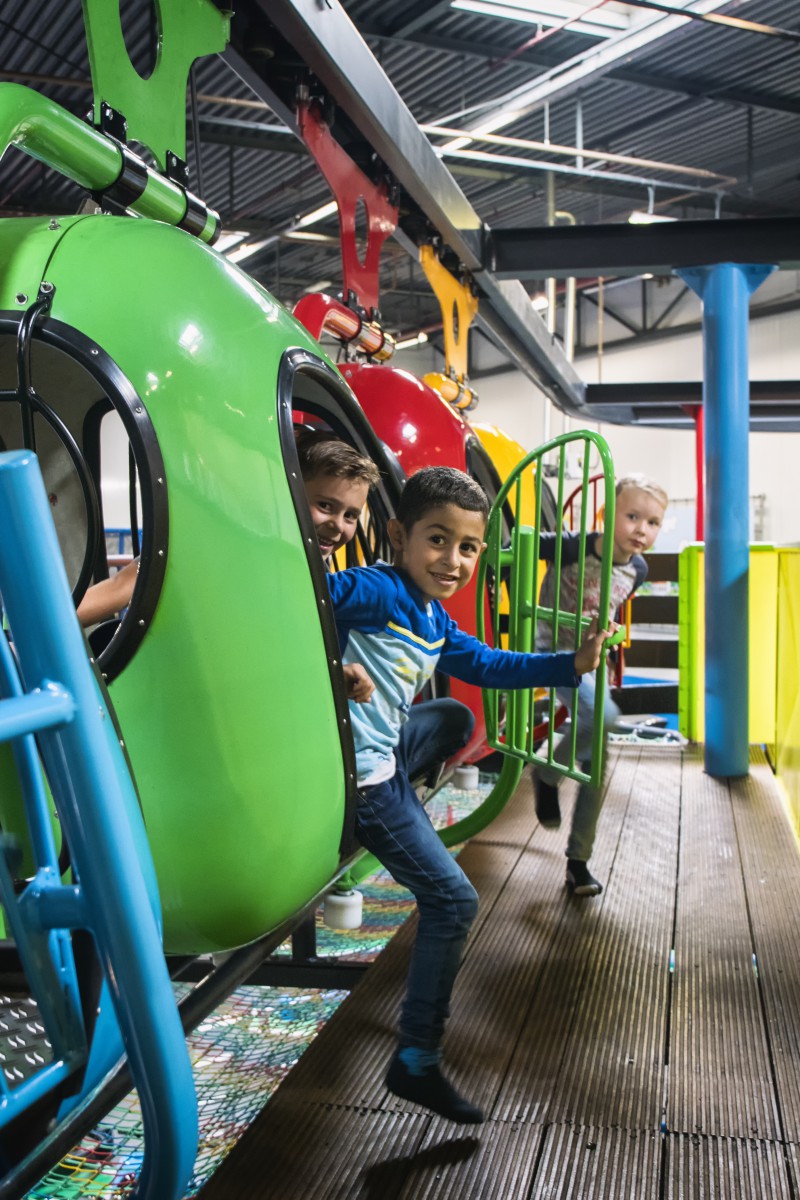 Monorail helicoptère parc intérieur